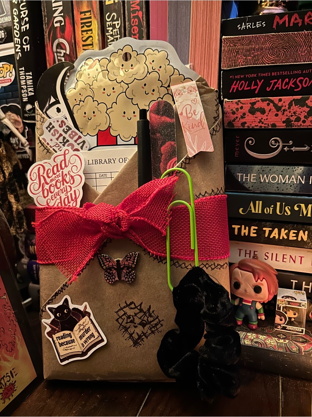 Blind Date With A Book- Mystery Thriller Edition SPRAYED EDGES [NEW] 🖤
